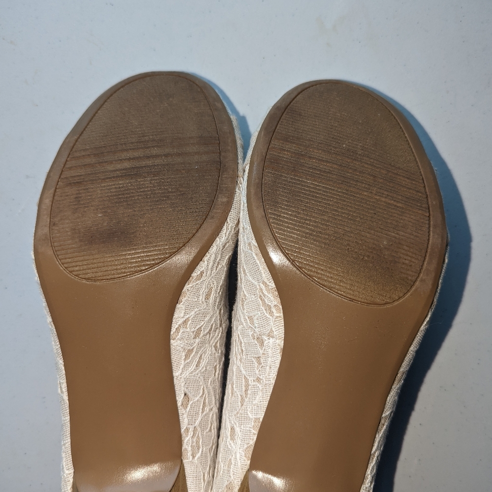 Ladies Heels - Picture 4 of 4
